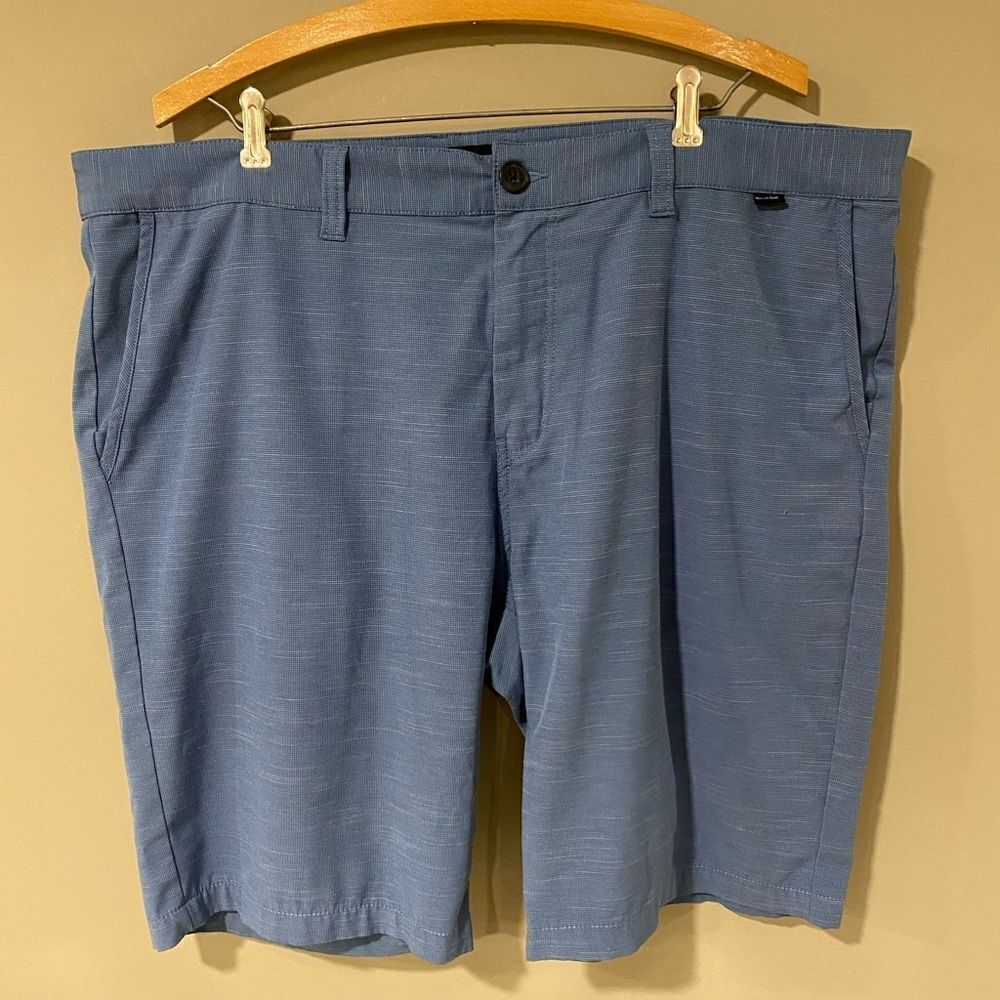 Travis Mathew Golf Shorts Mens 40 Heathered Blue Flat Front Athletic Performance